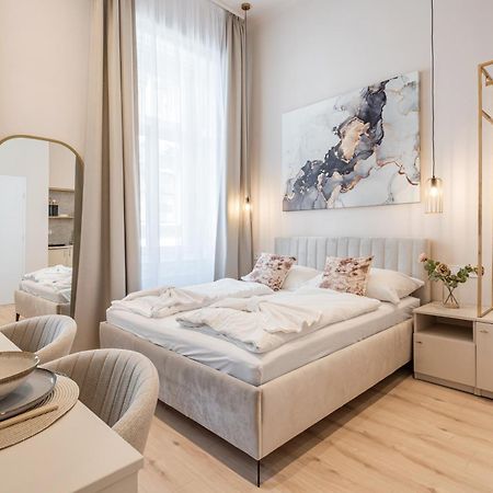 W30 - Wesselenyi Charming Apartment - Best Location By Bqa Budapest Extérieur photo